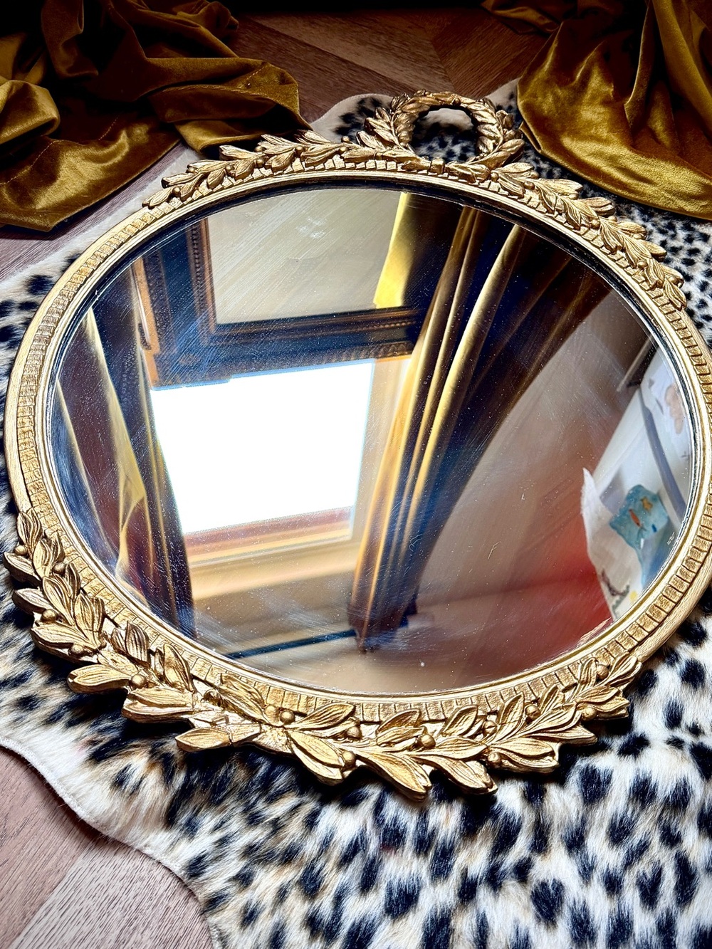 Antique Ornate Gold Round Wall Mirror Laurel Crest